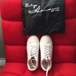 Vintage Havana “Star”